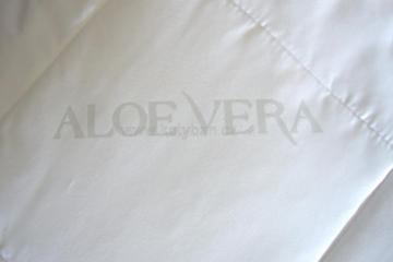Příjemná přikrývka Aloe Vera bílá