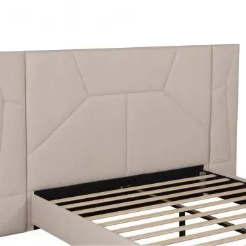 �aloun�n� postel Altesa