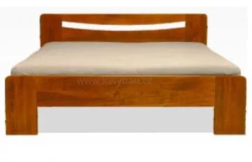 Dřevěná postel z masivu Carlo
