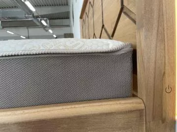 CASTELLO LED - designová postel s jemným LED