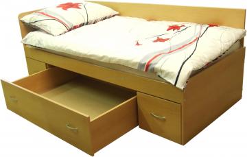 Dřevěná postel Rango