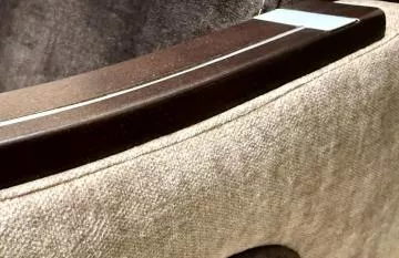 Sedac� souprava Vanya 3f 1 1 Vogue 6/3 hn�do b�ov� se d�evem, detail