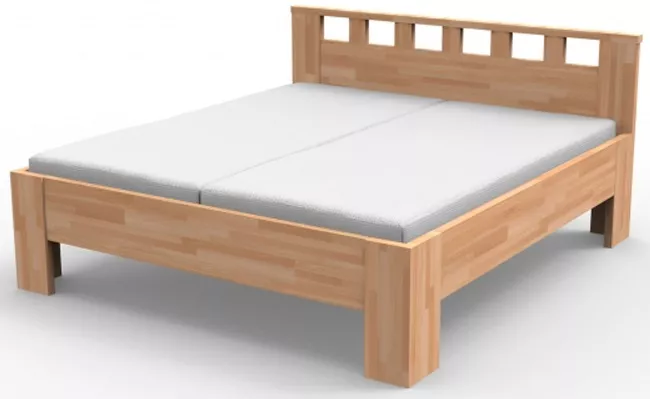 Dřevěná postel Lucia
