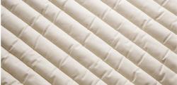 Vyroben ze 100% bavlny, vhodný pro alergiky a astmatiky, dá se vyvařovat při 90°C