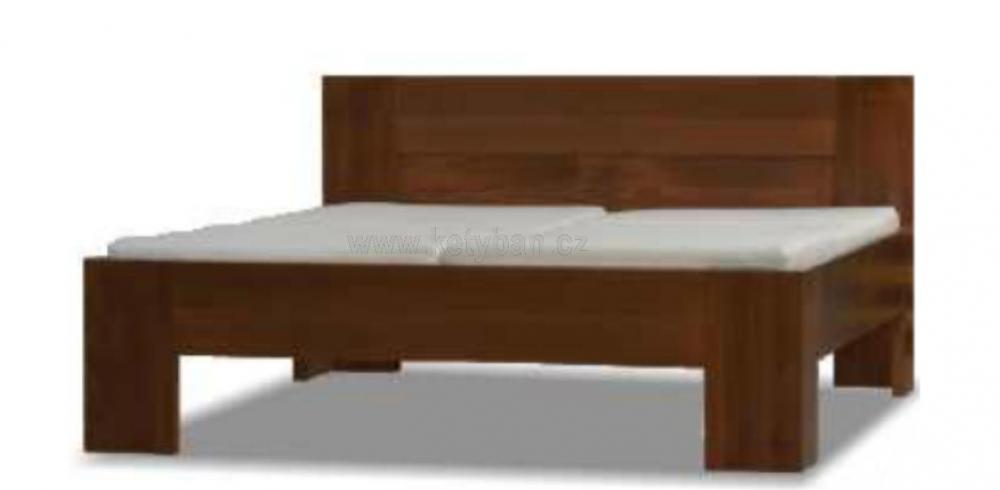 Dřevěná postel Goliáš