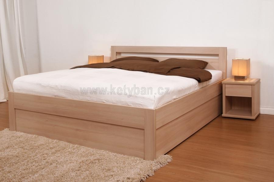 Dřevěná postel Marika klasik