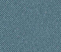 DAVIS Milos 73
Gramáž: 250 g/m2
Otáčky: 45 000
Složení: 100% polyester
Klíčové vlastnosti polyesteru:
- nízká navlhavost a rychlejší sušení
- odolnost oděvů a textilu na světle
- odolnost proti mikroorganizmům
- lehkost materiálu
- snadná údržba a čištění
- nemačkavost

Látka MILOS je potažena speciální ochrannou vrstvou, která vytváří hydrofobní povlak chránící proti rychlému vstřebávání kapalin. To zabraňuje okamžité absorpci vody skrz látku a kapalina zůstává na povrchu materiálu. Díky této ochranné vrstvě lze kapalinu včas odstranit.